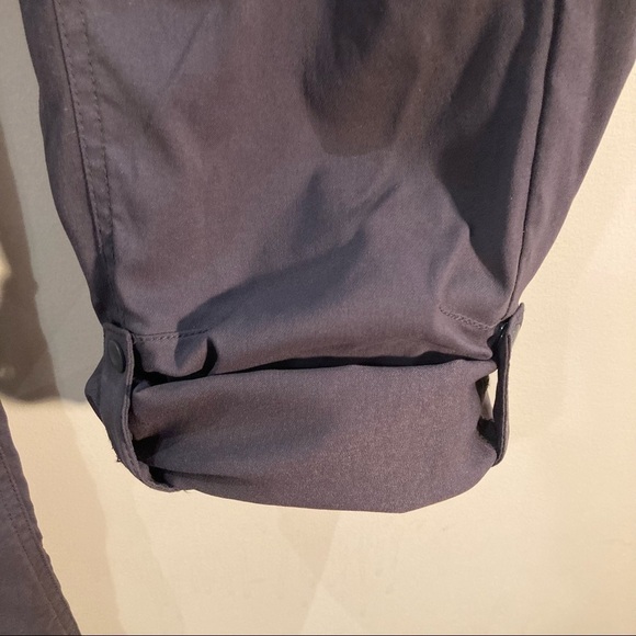 PRANA Sz 4 Hiking Convertible Pants  with Some Stretch Lots of Pockets - Picture 10 of 11